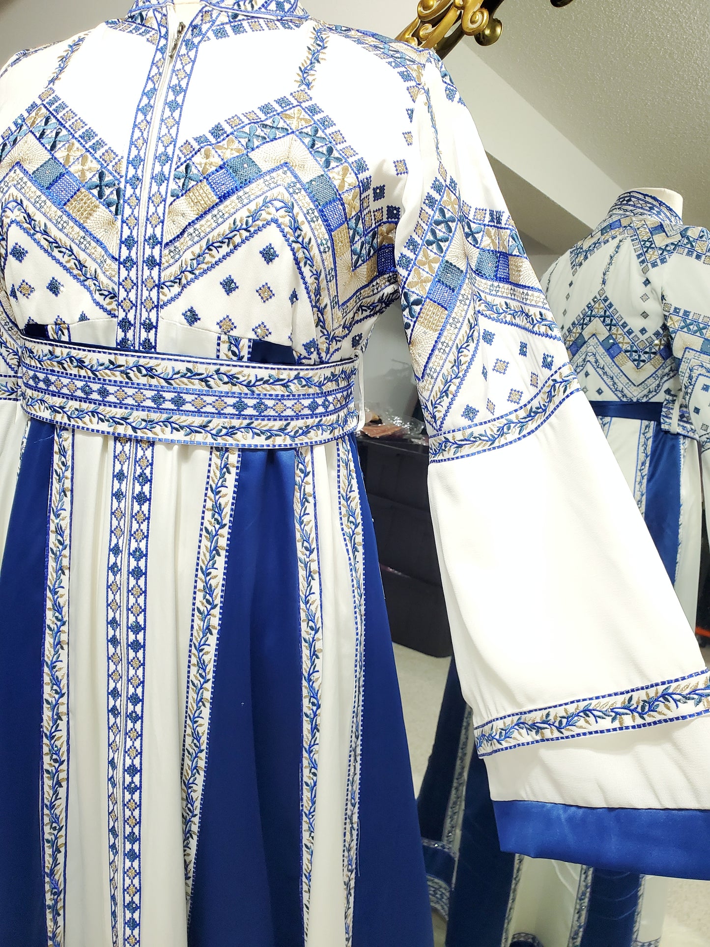 Satin Royal Thobe Gown - (Royal Blue)