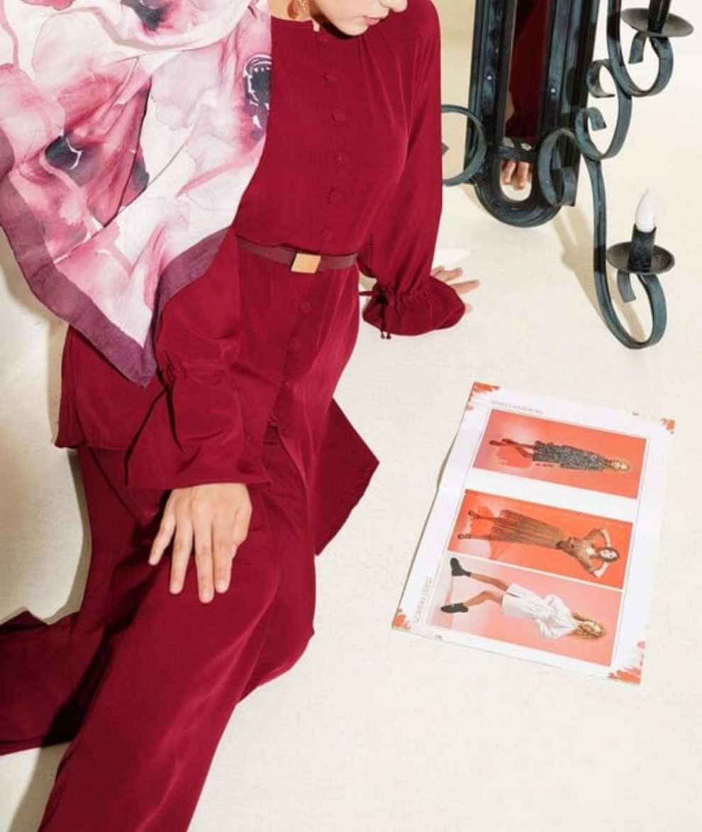 Drawstring Sleeves Buttoned 2pc Set - Deep Red
