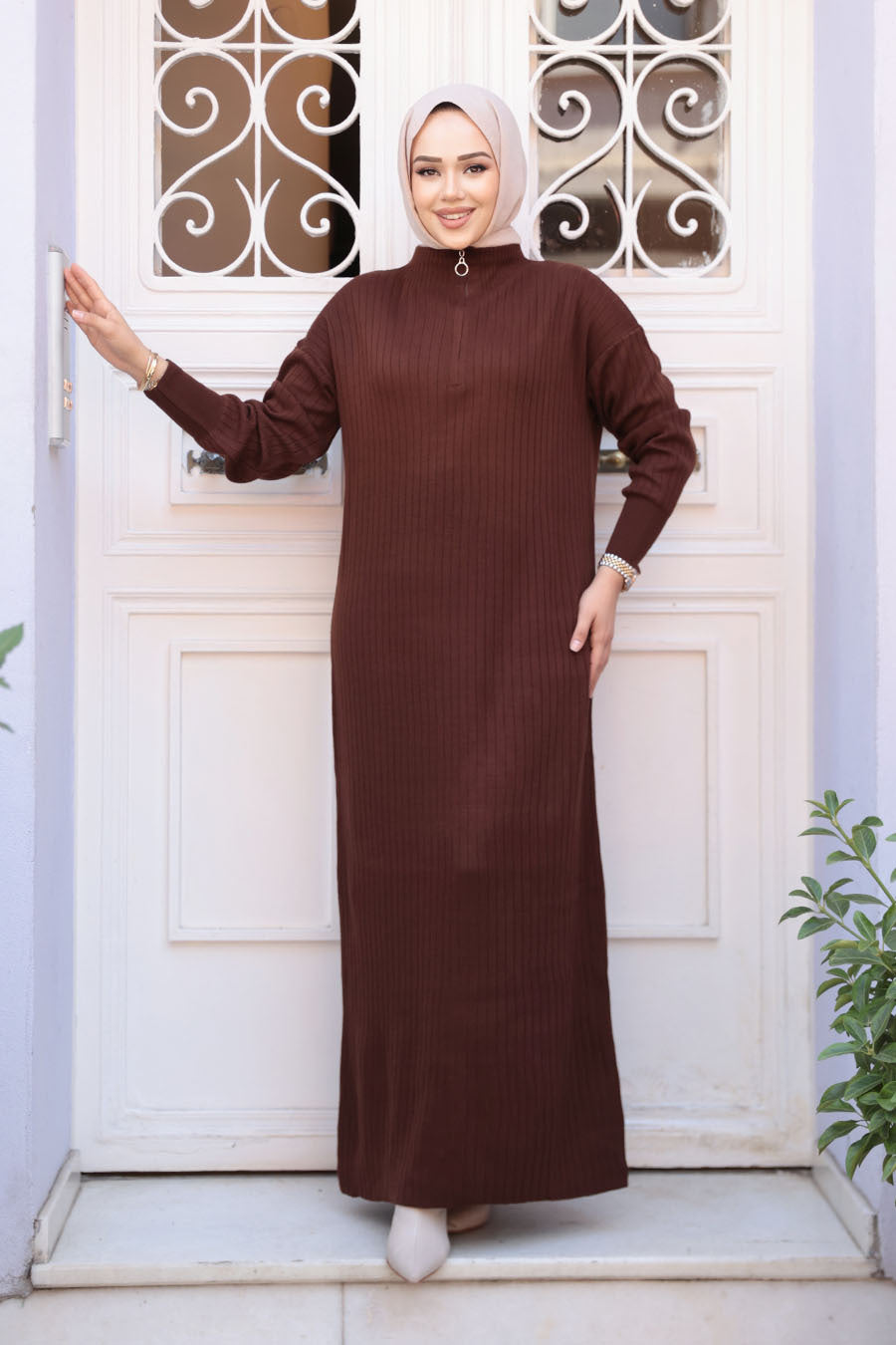 Ribbed Winter Dress- Brown