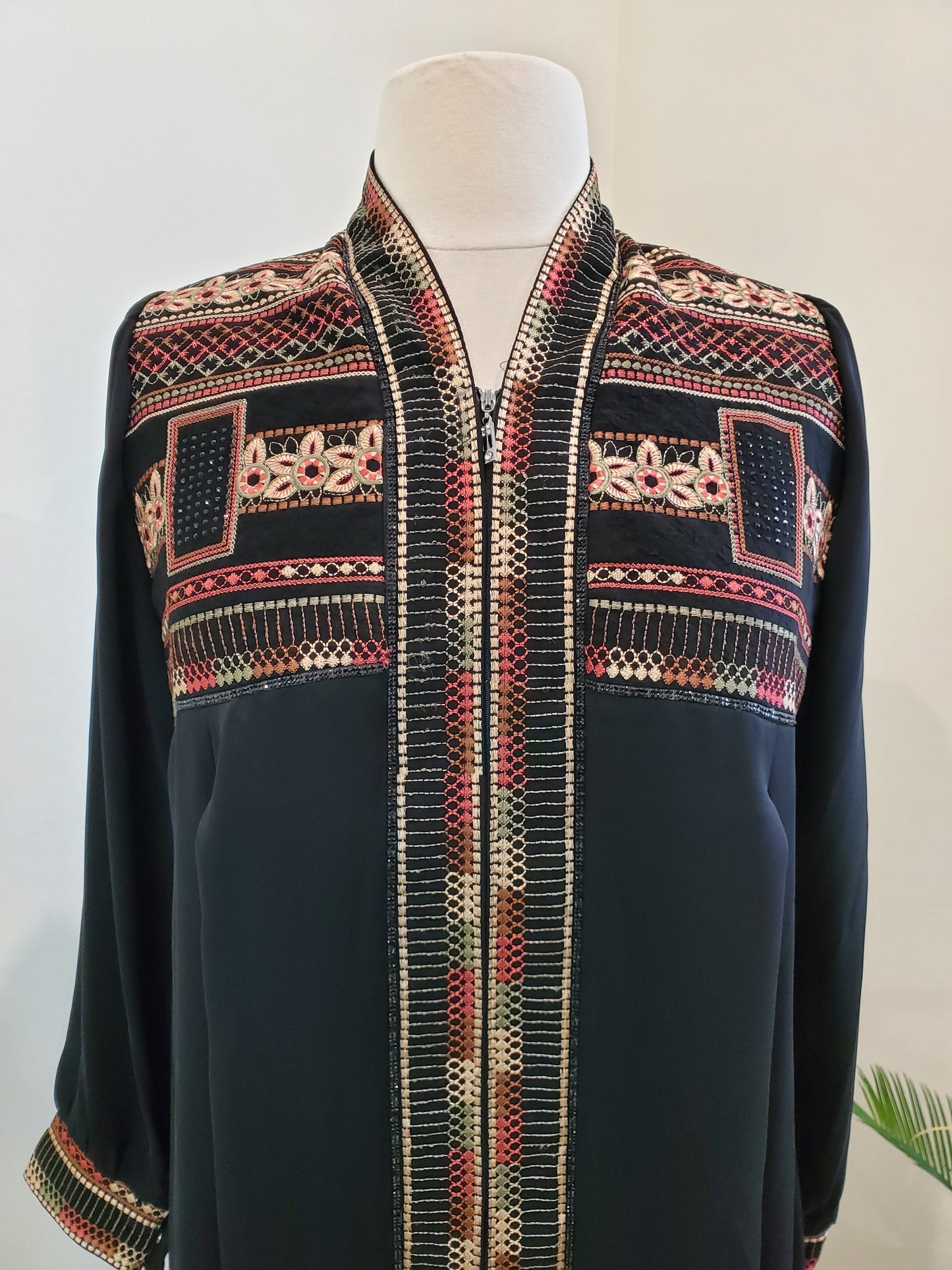 Embroidered Zipper Abaya