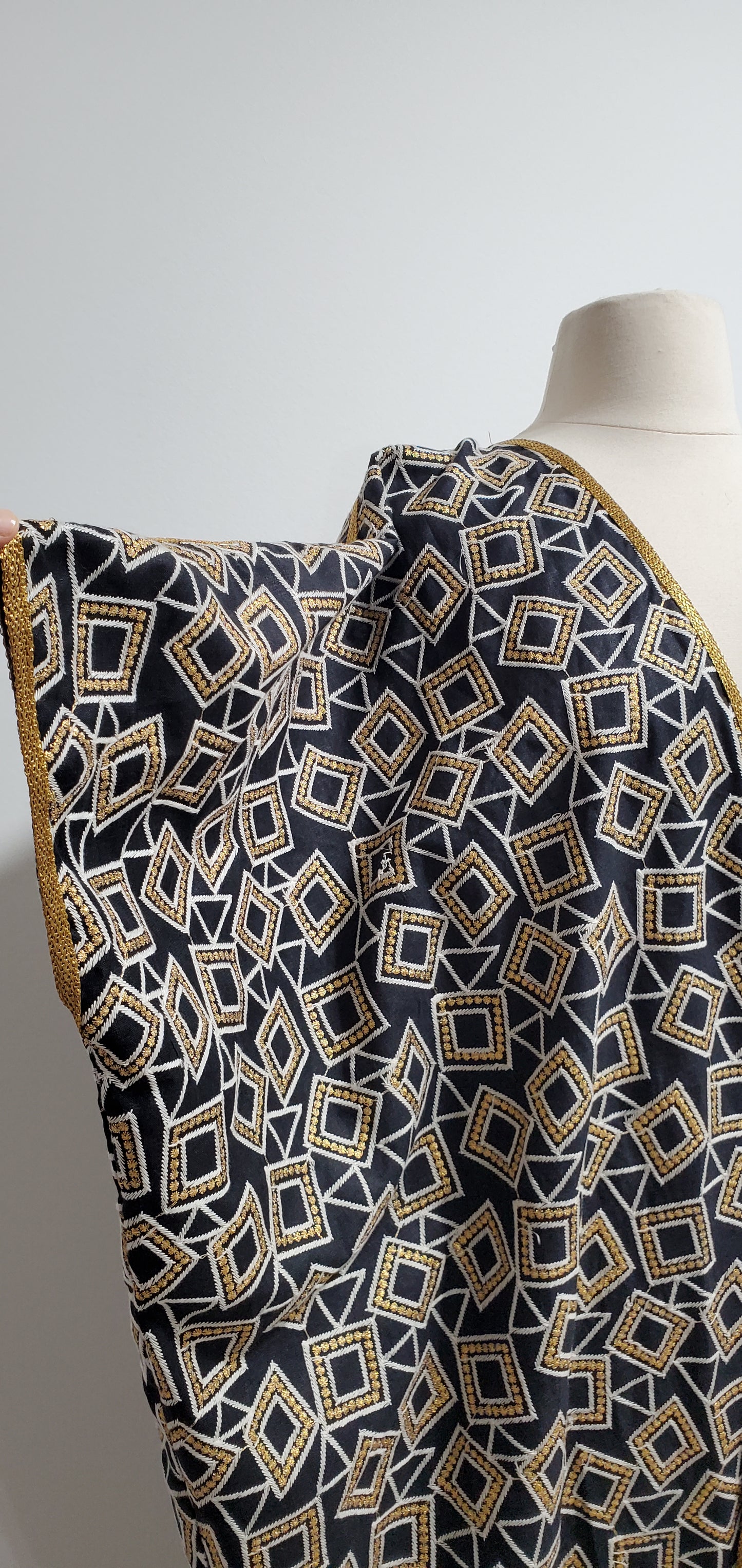 Geometric Black and Gold Bisht Kaftan