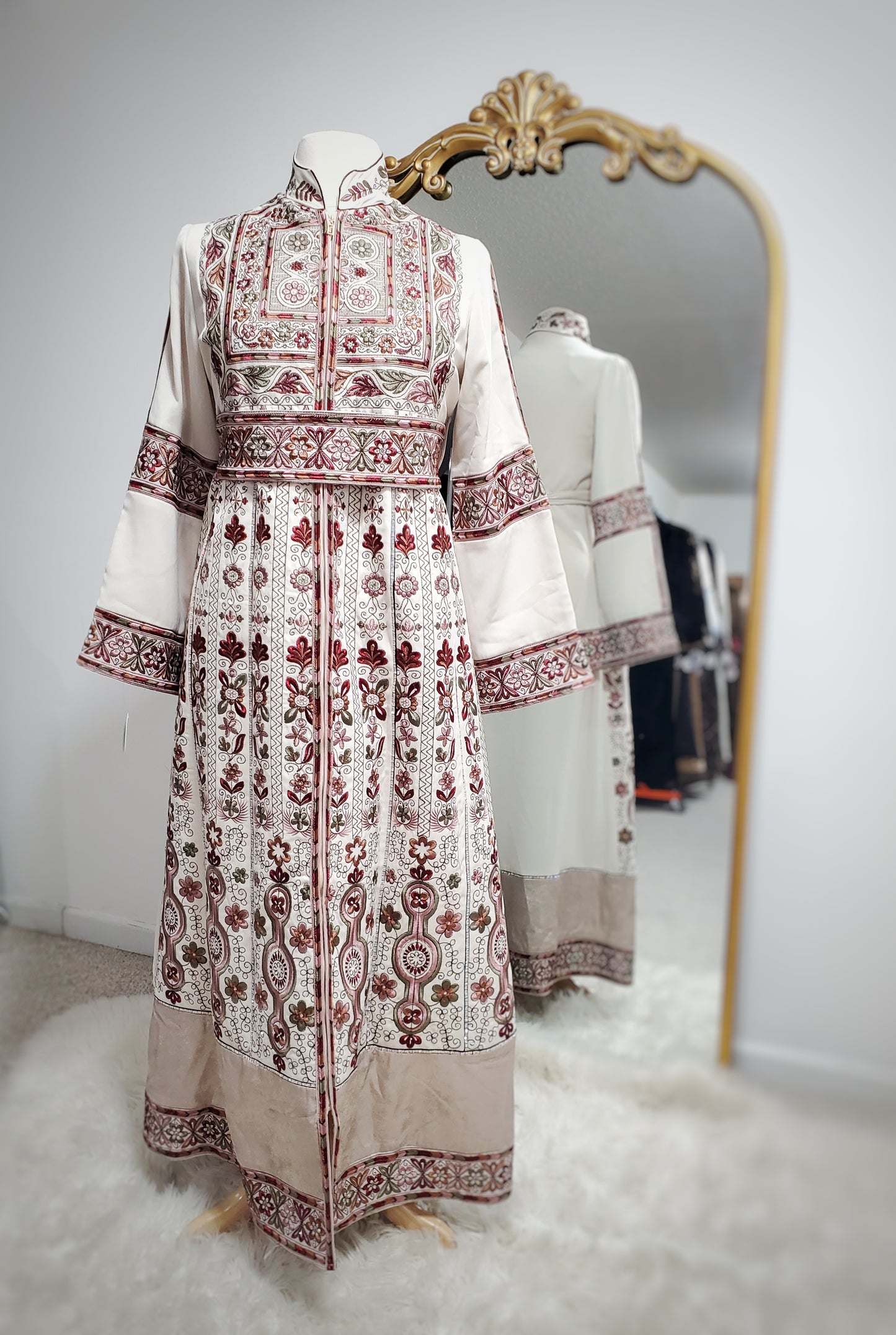 Traditional Thobe with zipper - (Beige)