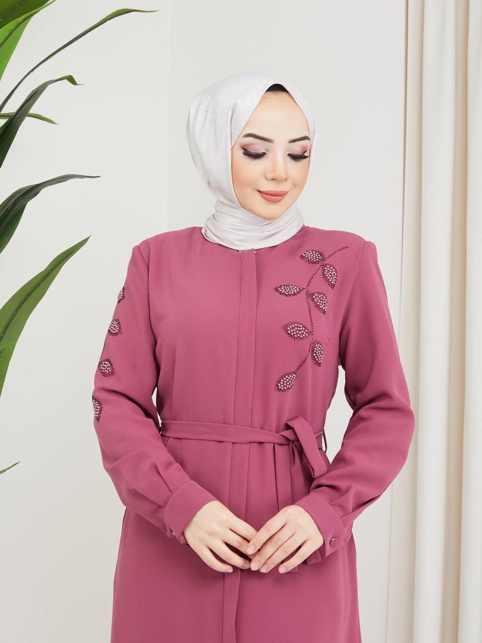 Pearly Leaves Zipper Abaya - (2 Colors)