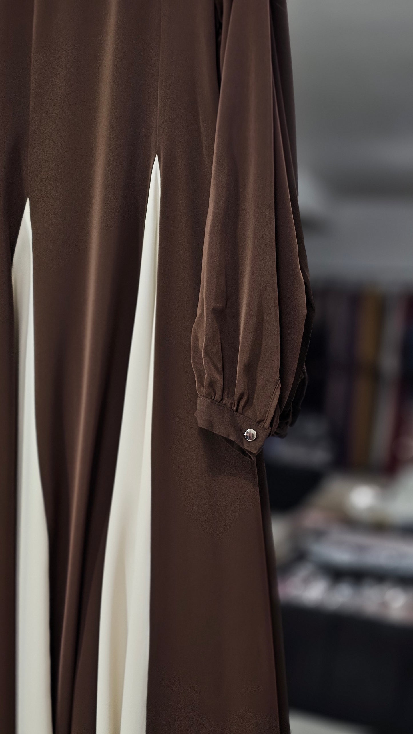 Coloblock Flowy Umbrella Abaya - Rich Brown