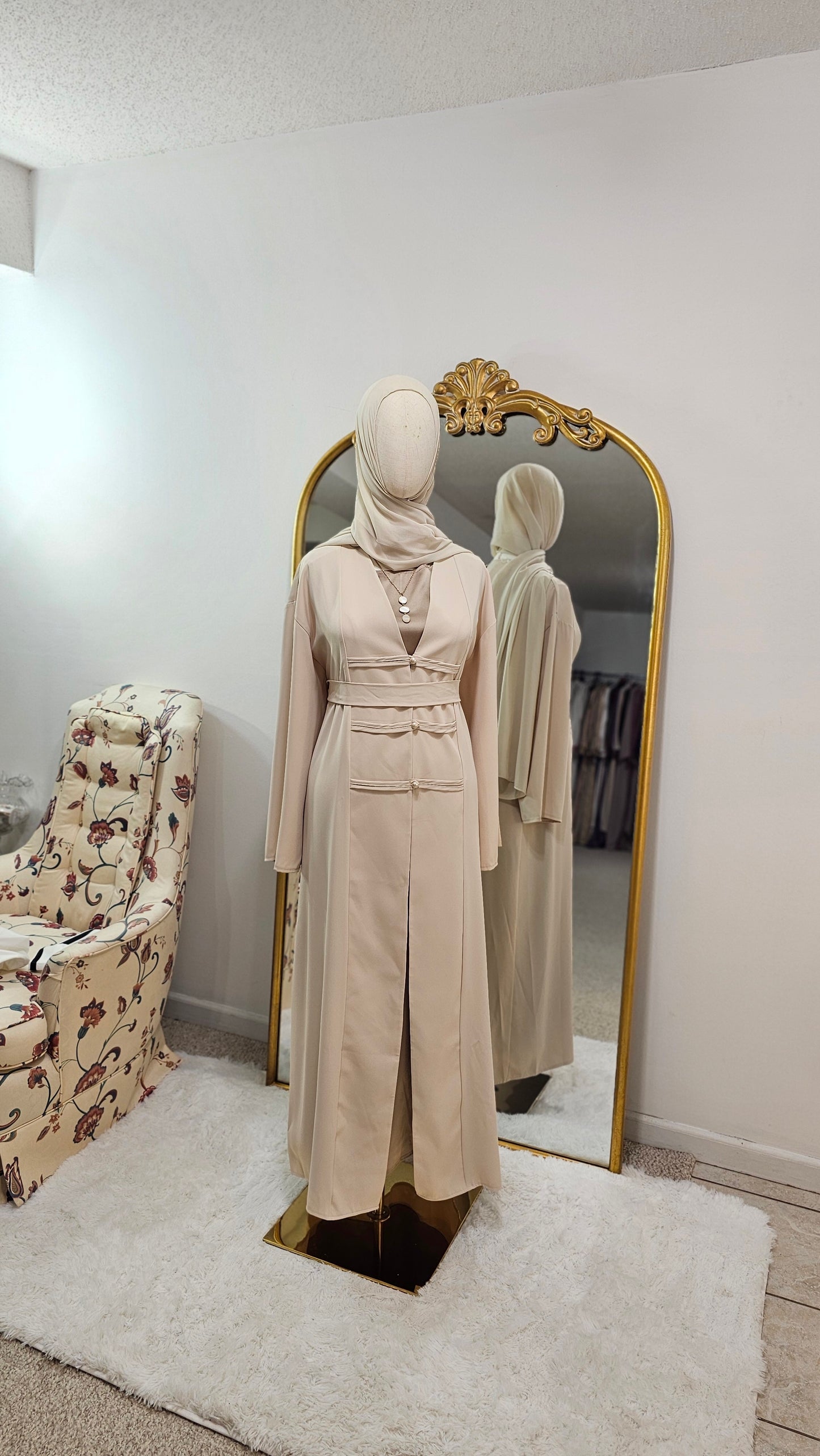 Fancy Elegant Open Abaya - Cream
