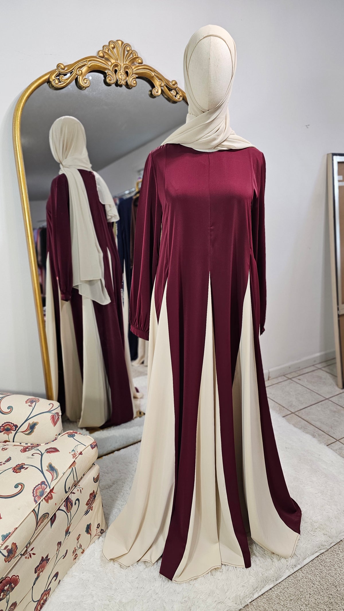 Coloblock Flowy Umbrella Abaya - Maroon
