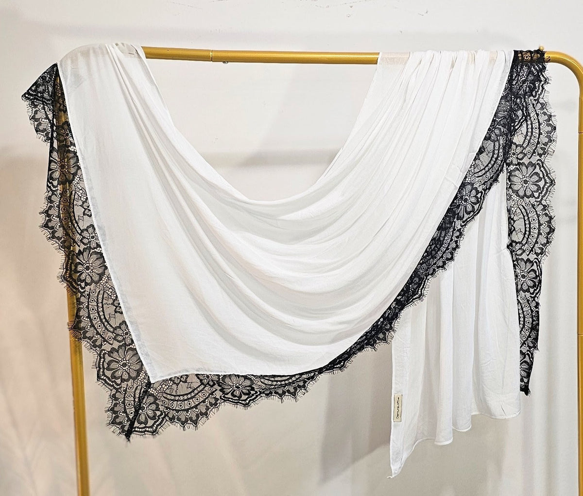 Premium Bamboo Modal with Lace - White