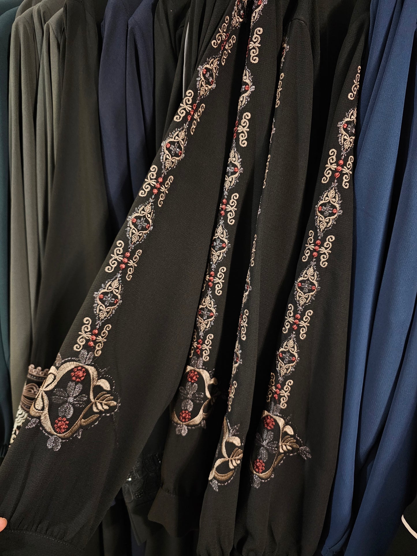 Crepe Front zipper Embroidered Abaya