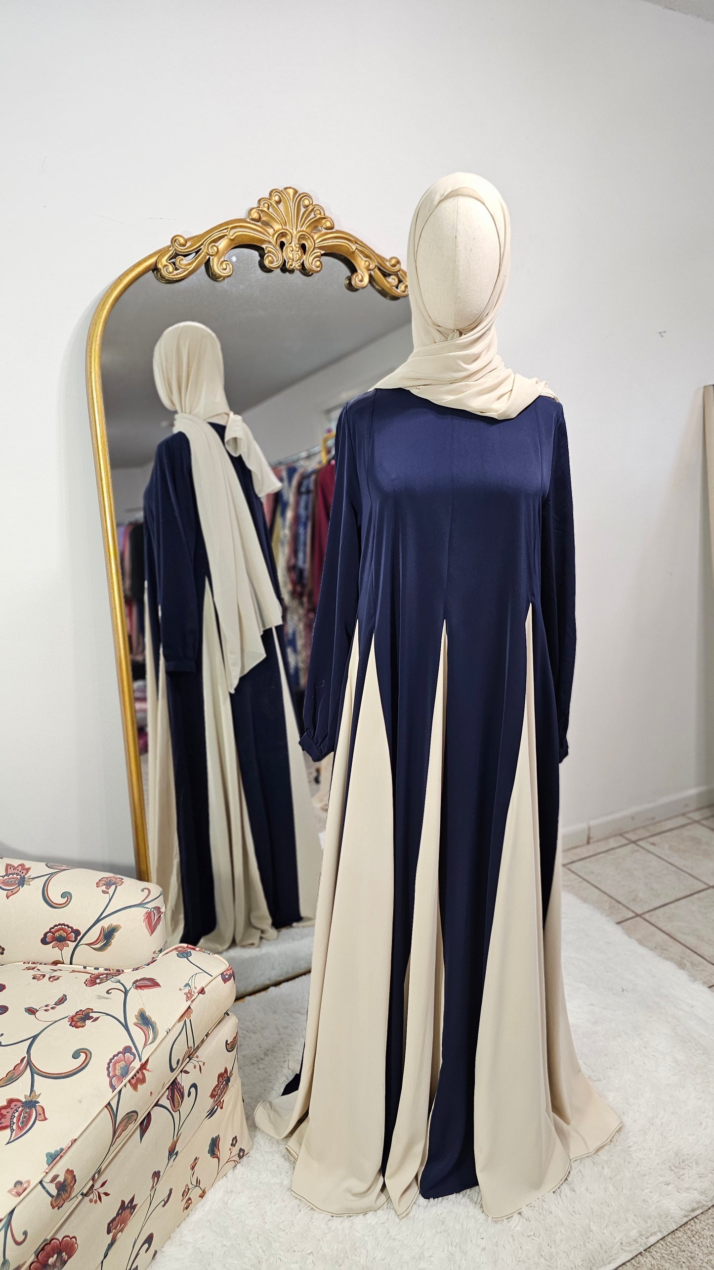 Colorblock Flowy Umbrella Abaya - Classic Navy