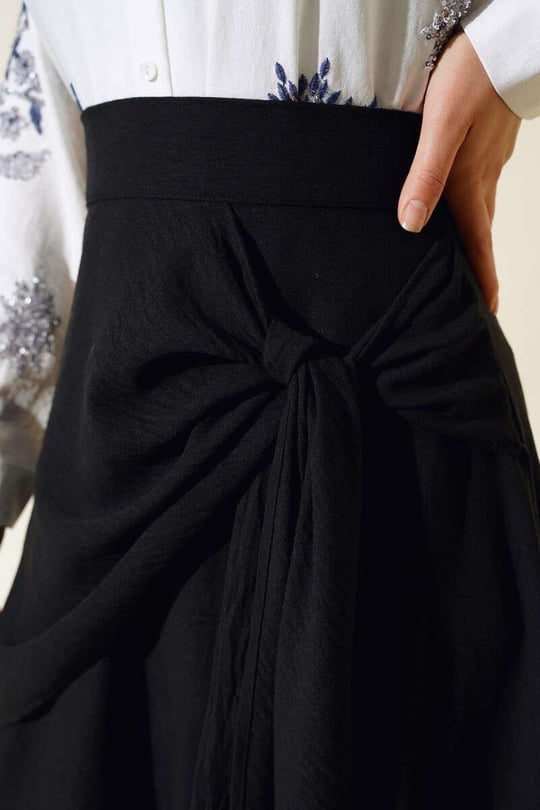 Side Tie Faux Wrap Maxi Skirt - Black
