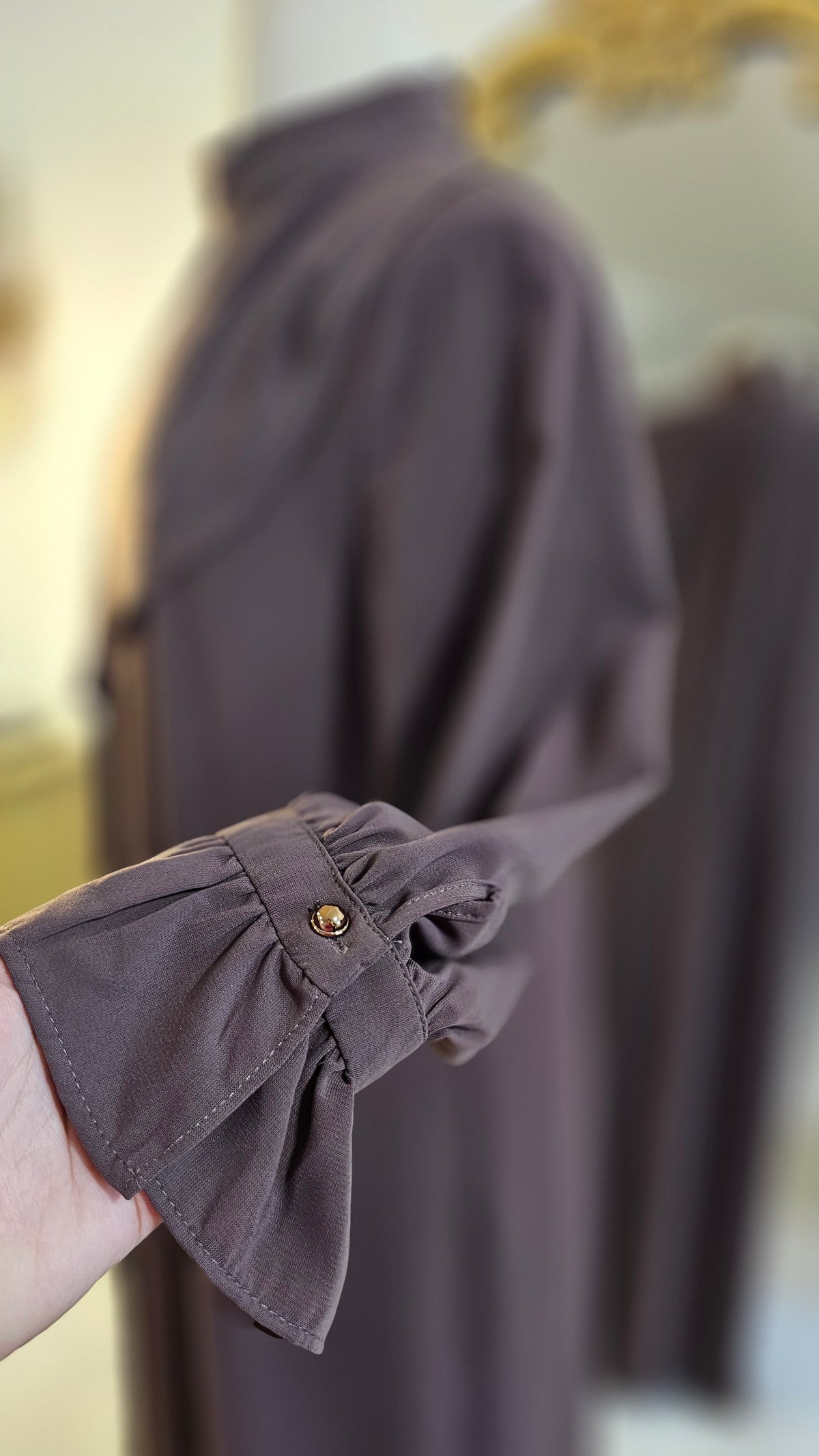 Asymmetrical Overlay Ruched Sleeve Abaya - Dusty Mocha