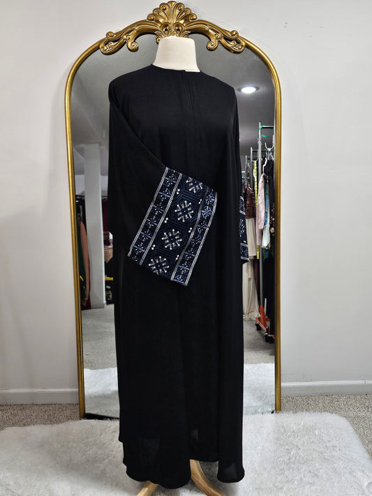 Kuwaiti Embroidered Abaya - Blue Cross Stitch